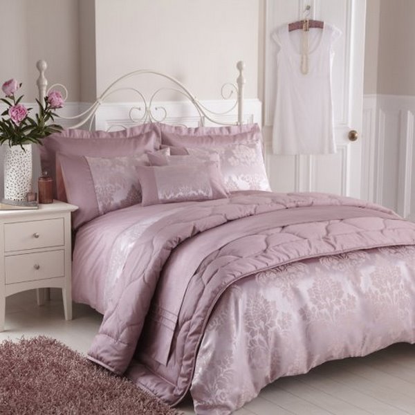 dark pink jacquard bedding set feminine romantic bedroom design
