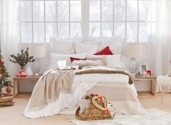 how-to-decorate-your-bedroom-for-Christmas-holidays