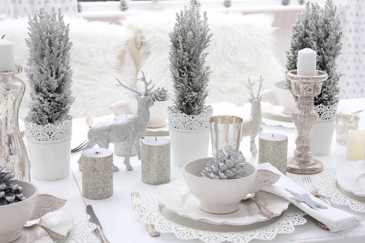 stylish Christmas table decor in white and silver