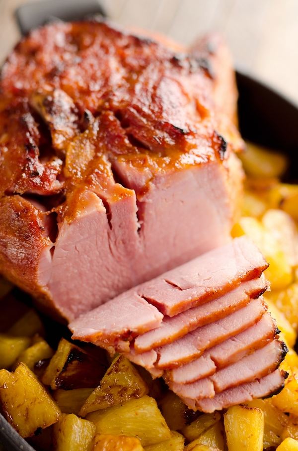traditional recipes Christmas brunch menu roasted pineapple chipotle ham