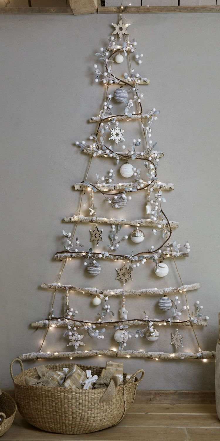 unusual wooden Christmas tree ideas quick and easy wall decoration