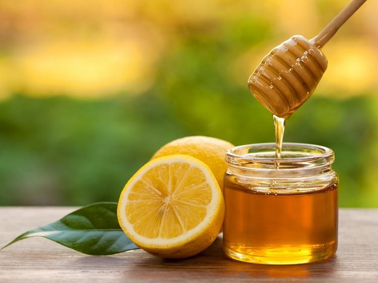 10 benefits of honey with lemon for body health hair and skin