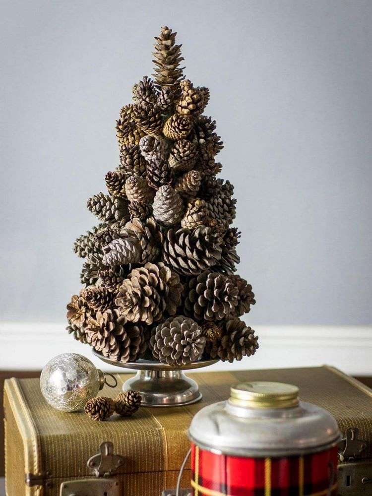 DIY pinecone tabletop Christmas tree idea