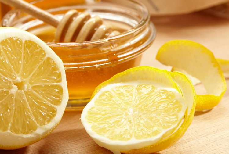 What are the benefits of honey with lemon for health and beauty