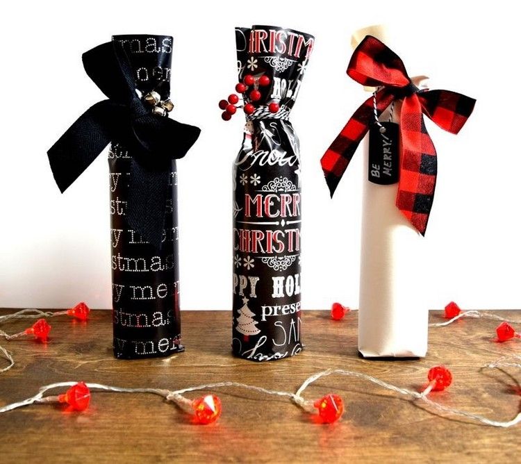 how to wrap wine bottles as Christmas gift