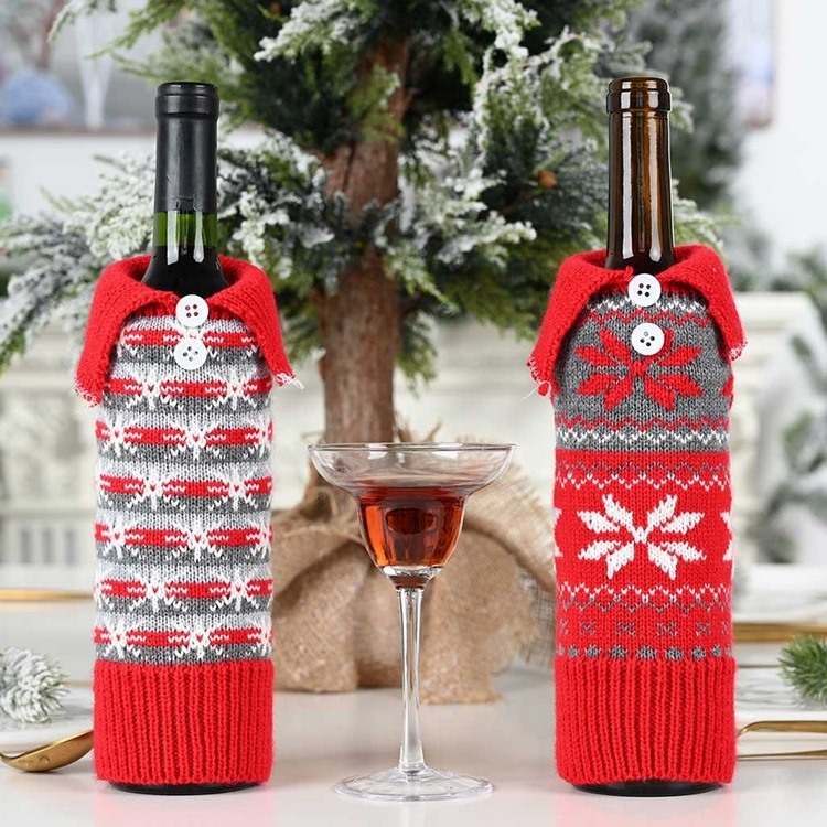 Christmas gift ideas old sweater upcycling sleeves wine bottle cover 
