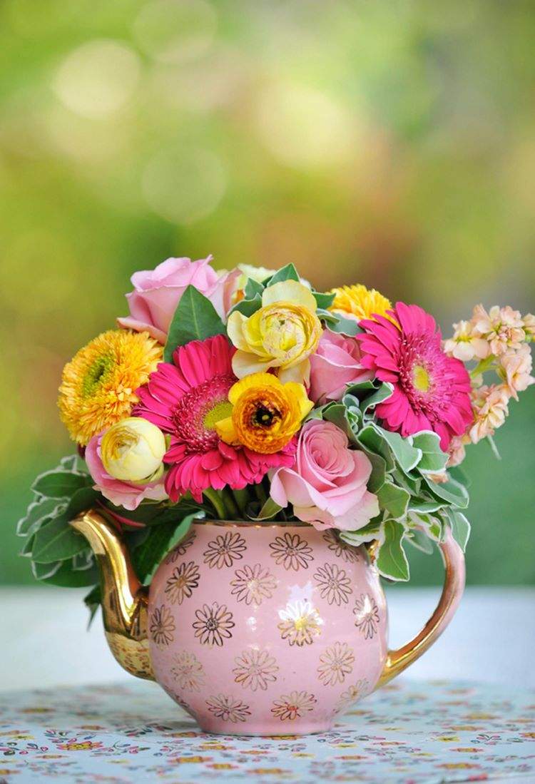 teapot with flowers mothers day gift ideas