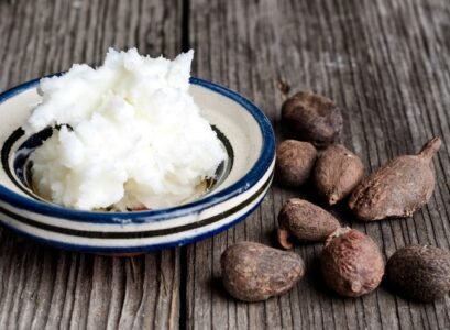 DIY-Shea-butter-mask-recipes-for-hair-and-skin-care