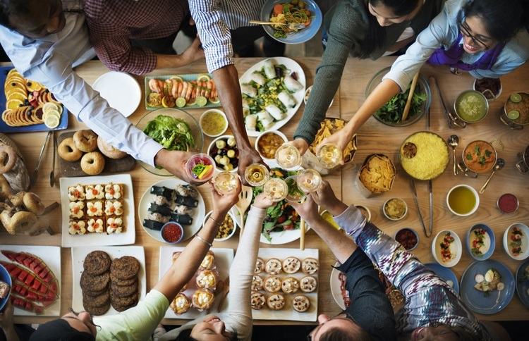 how to organize a brunch party tips and menu ideas