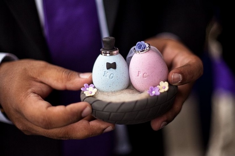 unique wedding ring holder ideas adorable blue and pink eggs
