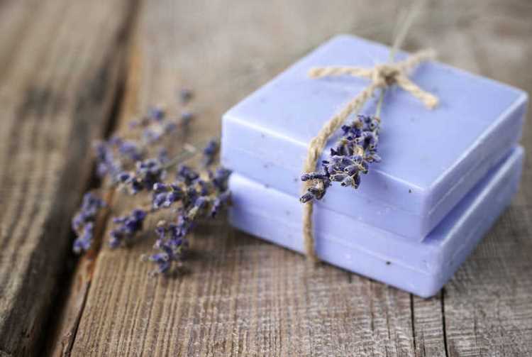 easy homemade Lavender soap recipe