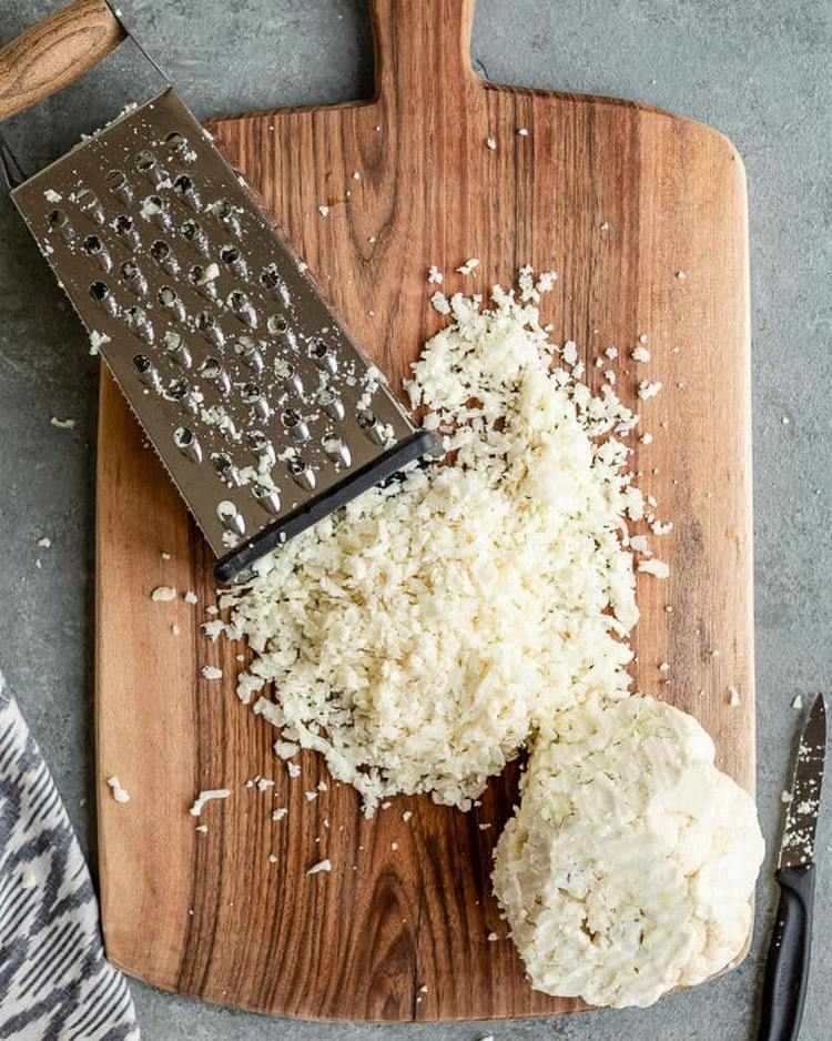 How to make cauliflower rice with grater