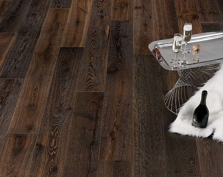 Pros and cons of dark hardwood flooring