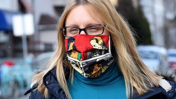 DIY face mask for coronavirus pandemic