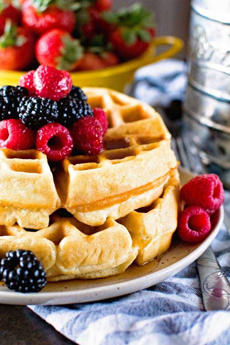 Easy waffles recipes for beginners