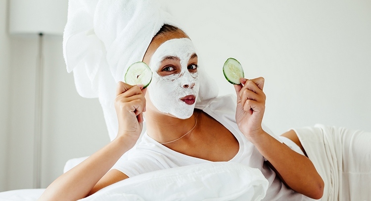 Time for beauty hair and skin care masks home spa