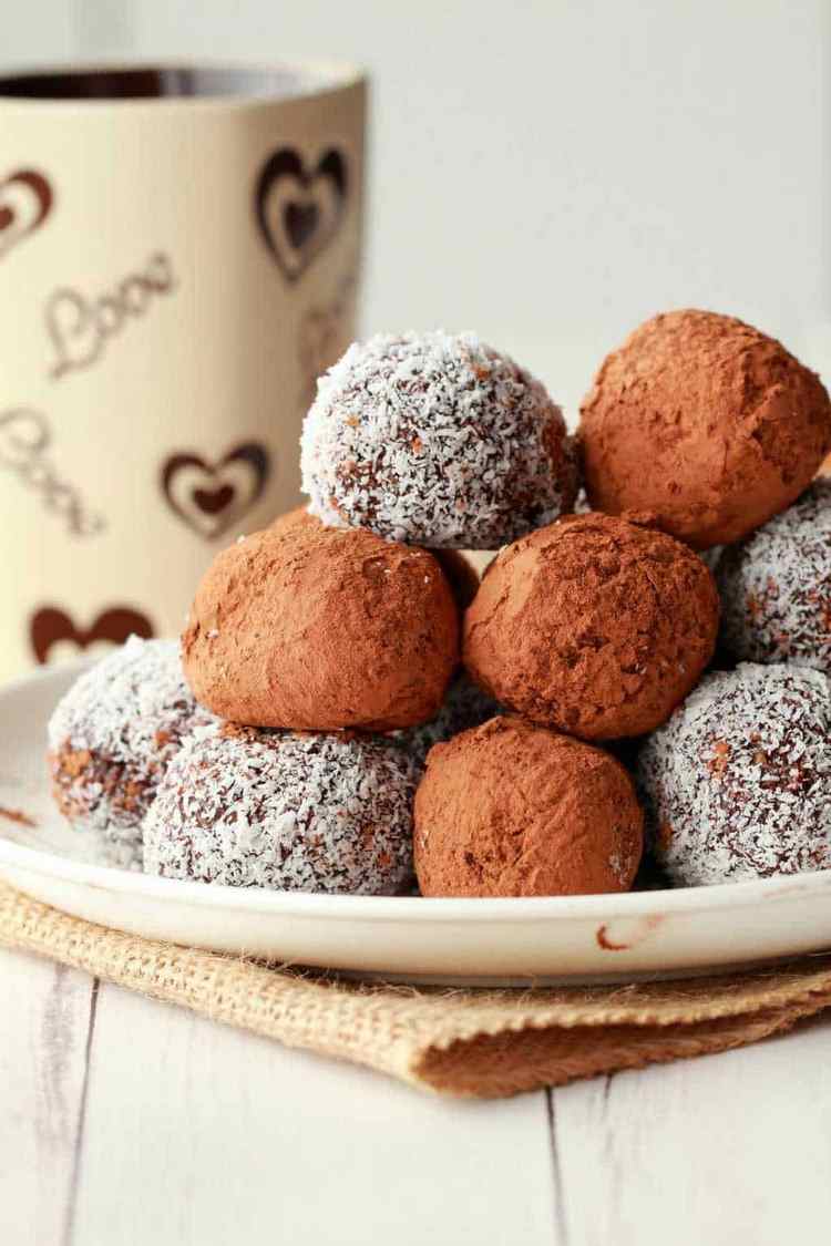 almond and coconut truffles vegan recipes