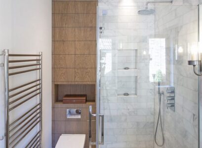 creative-small-bathroom-ideas-shower-with-glass-wall