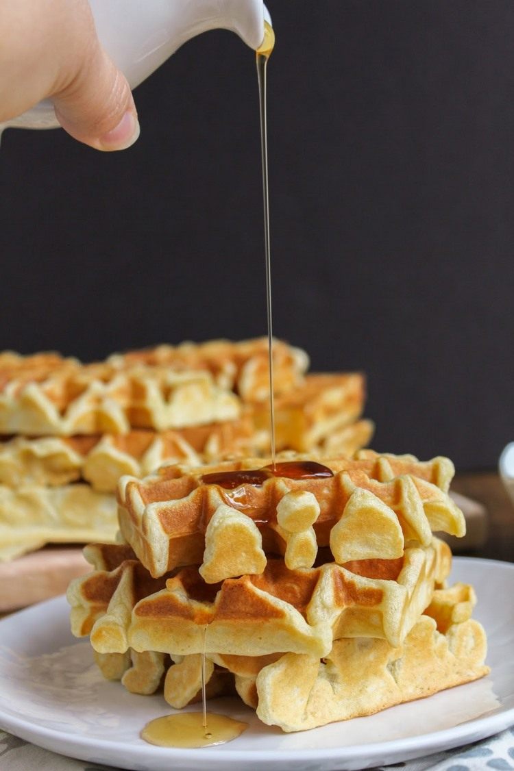 delicious waffles recipes breakfast ideas