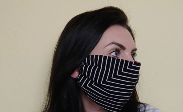 DIY no sew face mask from fabric scarf handkerchief