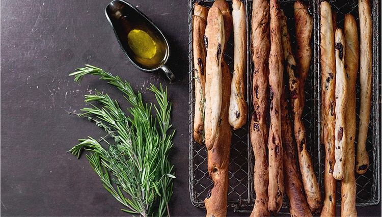 How to shape grissini breadsticks
