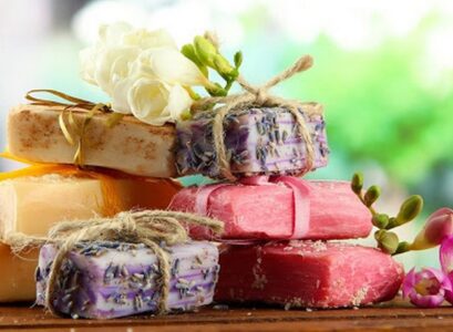 homemade-soap-with-dry-herbs-recipes-and-instructions