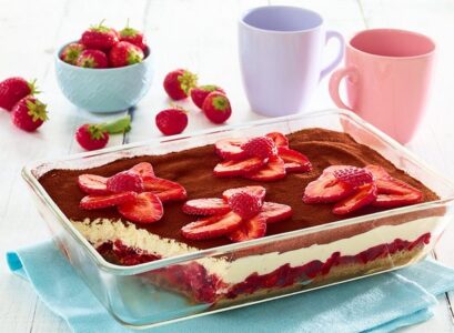 Delightful-and-fresh-summer-fruit-tiramisu-recipes