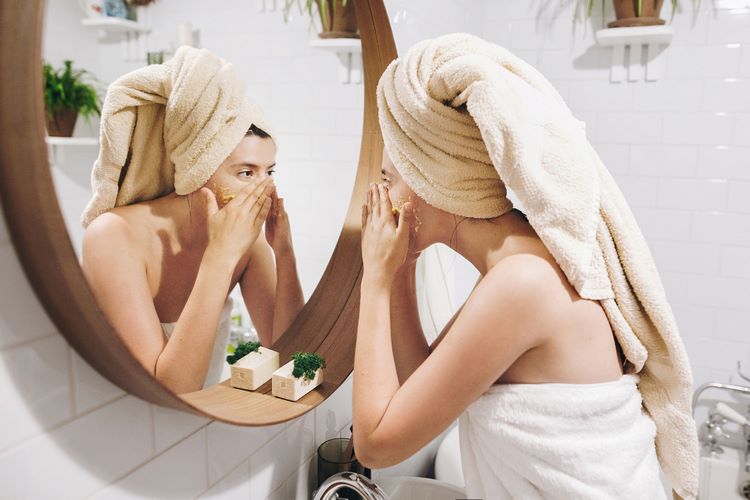 Hair care masks for your Spa day at home