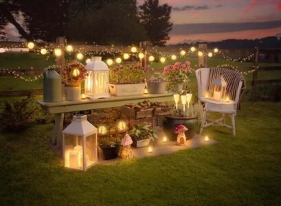 DIY-Outdoor-fairy-lights-ideas-for-garden-patio-or-balcony
