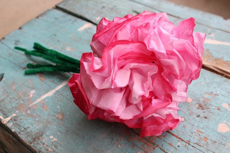 DIY coffee filter flowers crafts for kids