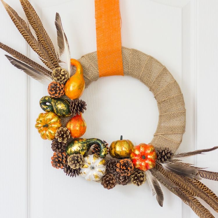 front door decorating ideas DIY fall pinecone wreath