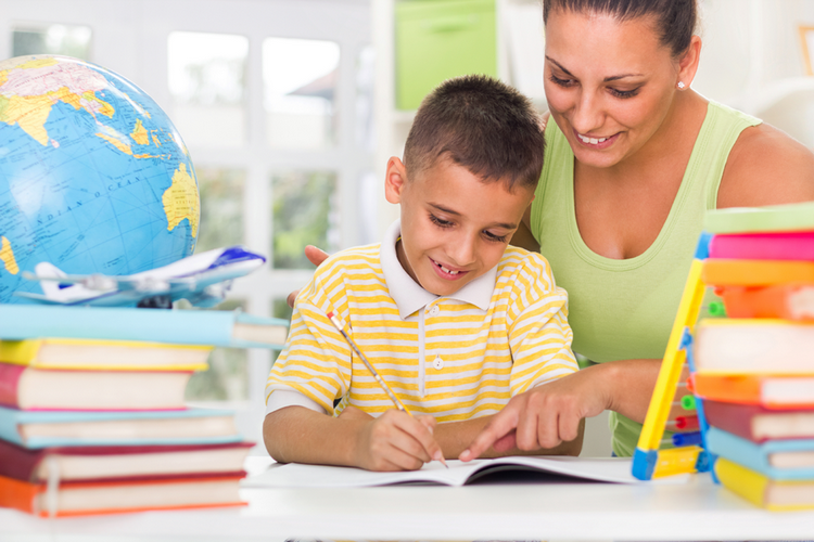 Homeschooling tips for parents how to organize and keep a daily schedule