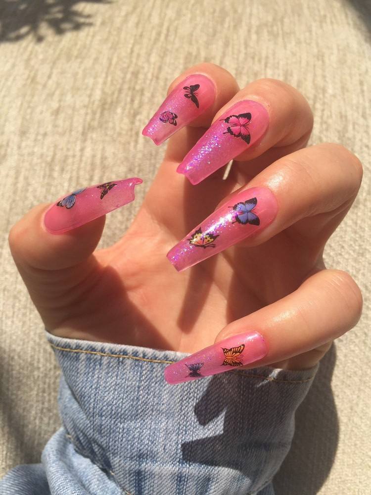 Acrylic nails summer 2020: Butterfly nail art is the trend ...