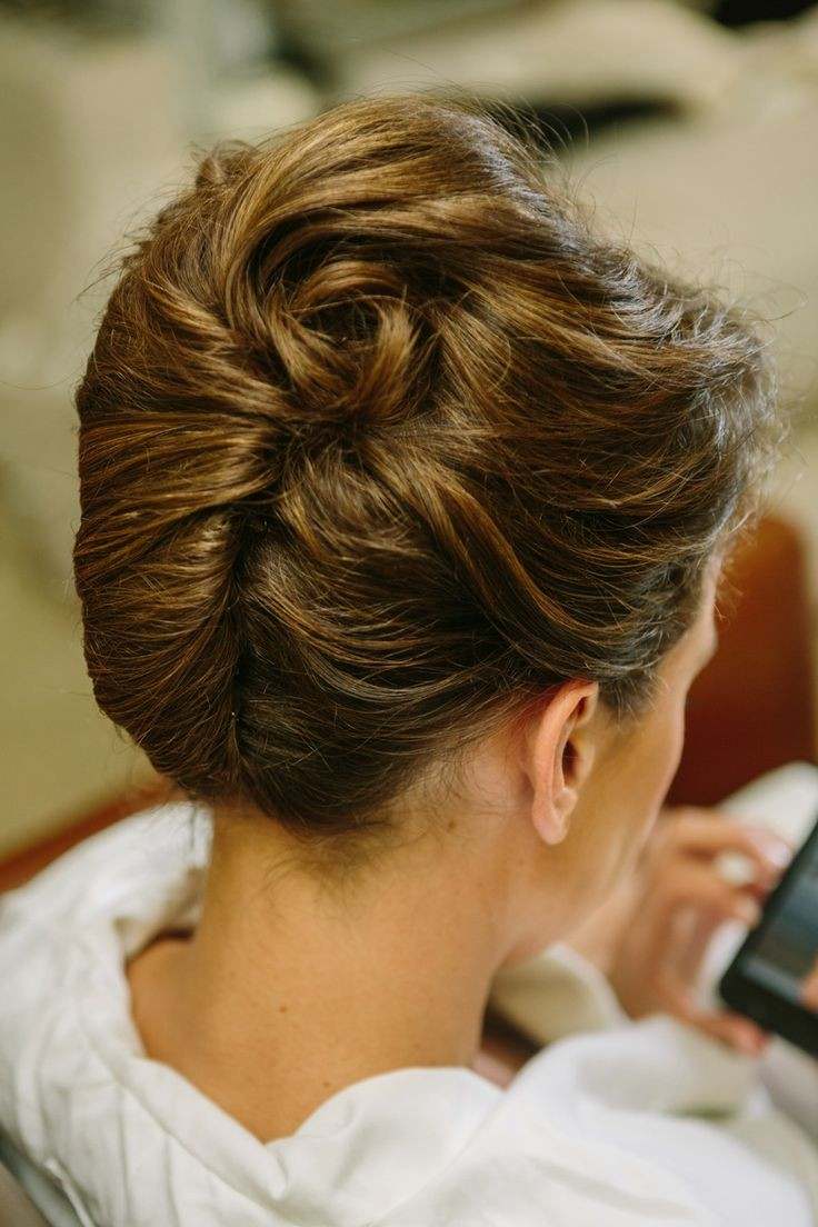 gorgeous updos for shoulder length hair how to do French twist