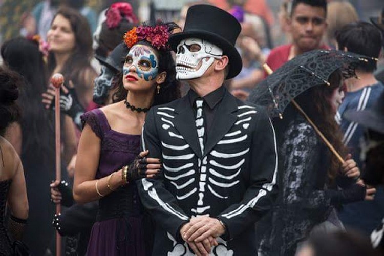 halloween costumes couples day of the dead skeleton