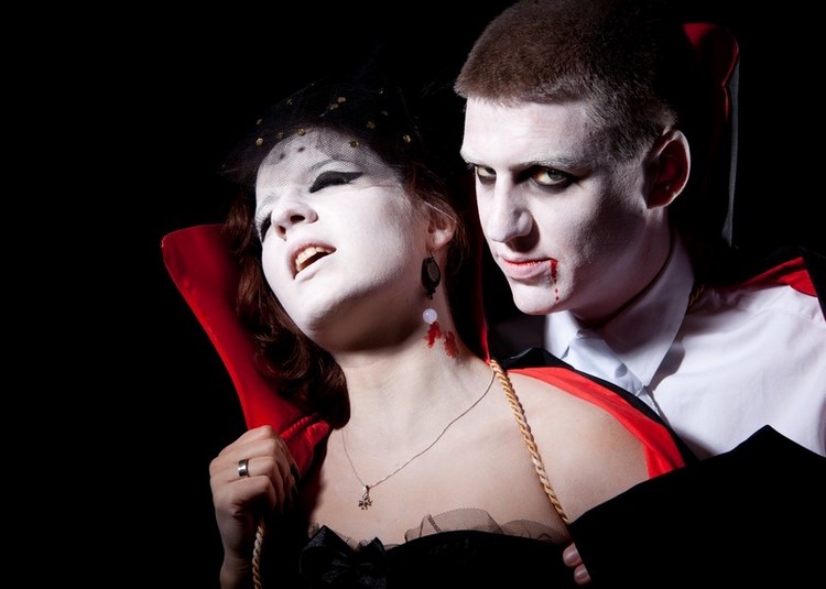 vampires couples halloween costume ideas