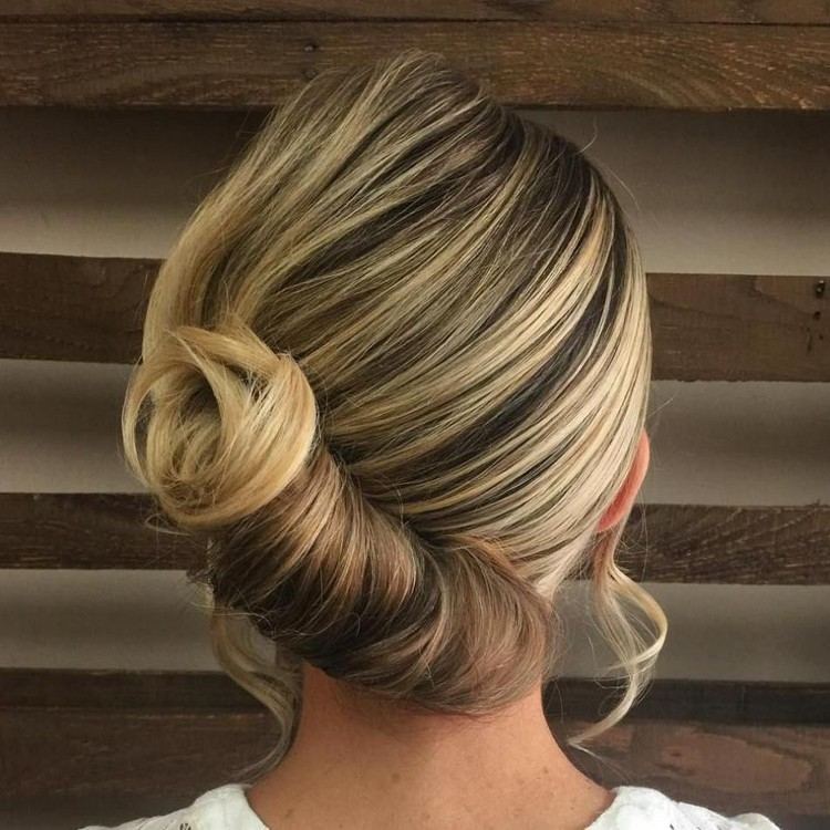 French twist hairstyle - The classic updo for long and short hair