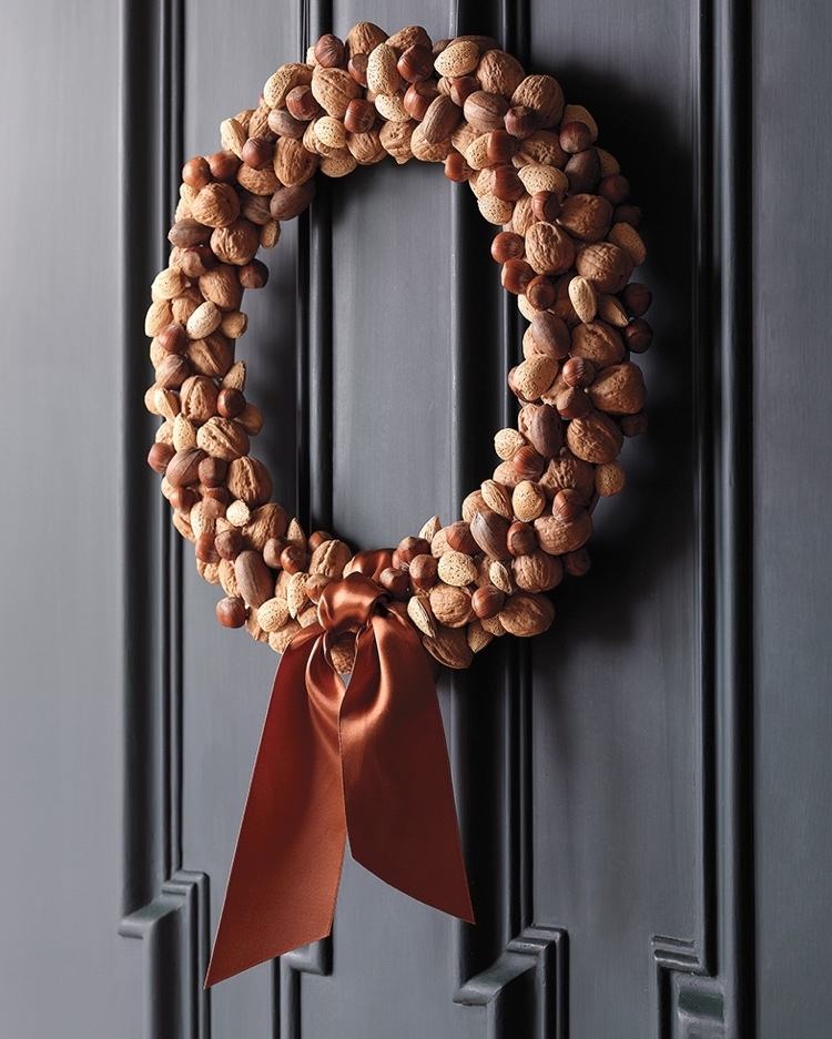 DIY front door fall wreath from nuts