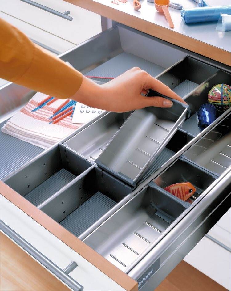 DIY kitchen drawers organizers