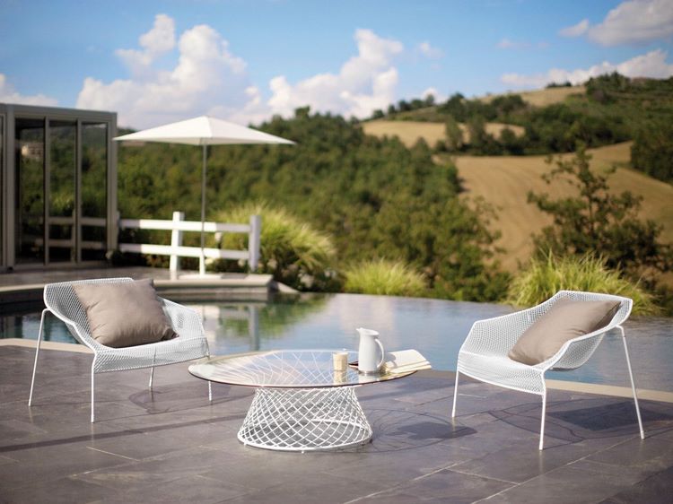 beautiful modern outdoor furniture coffee table and chairs