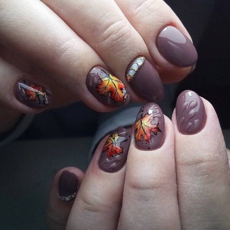 chic brown fall manicure ideas 