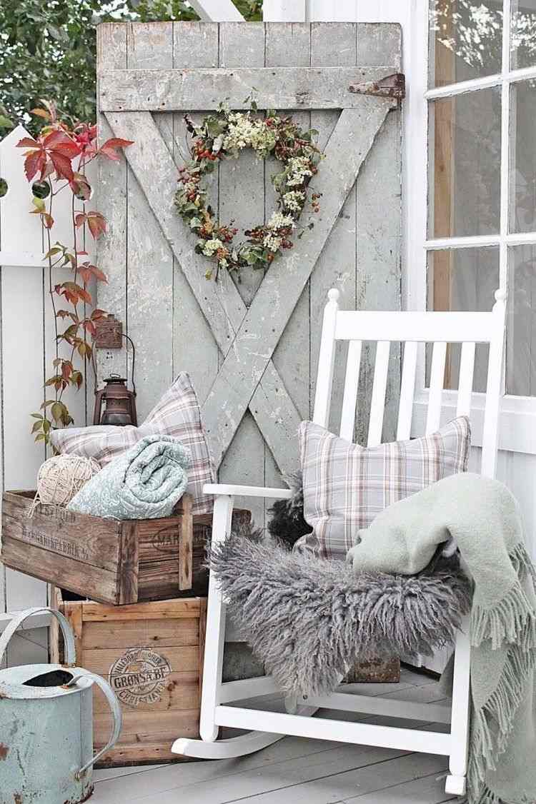 simple fall decor ideas for your porch