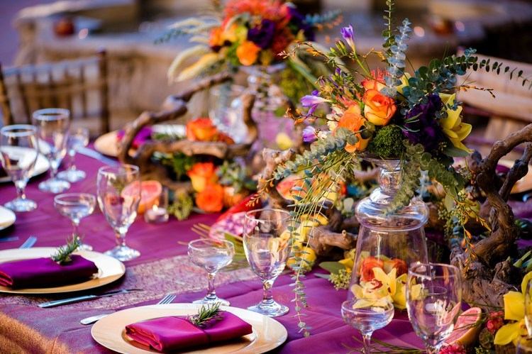 purple table decoration festive setting Thanksgiving ideas
