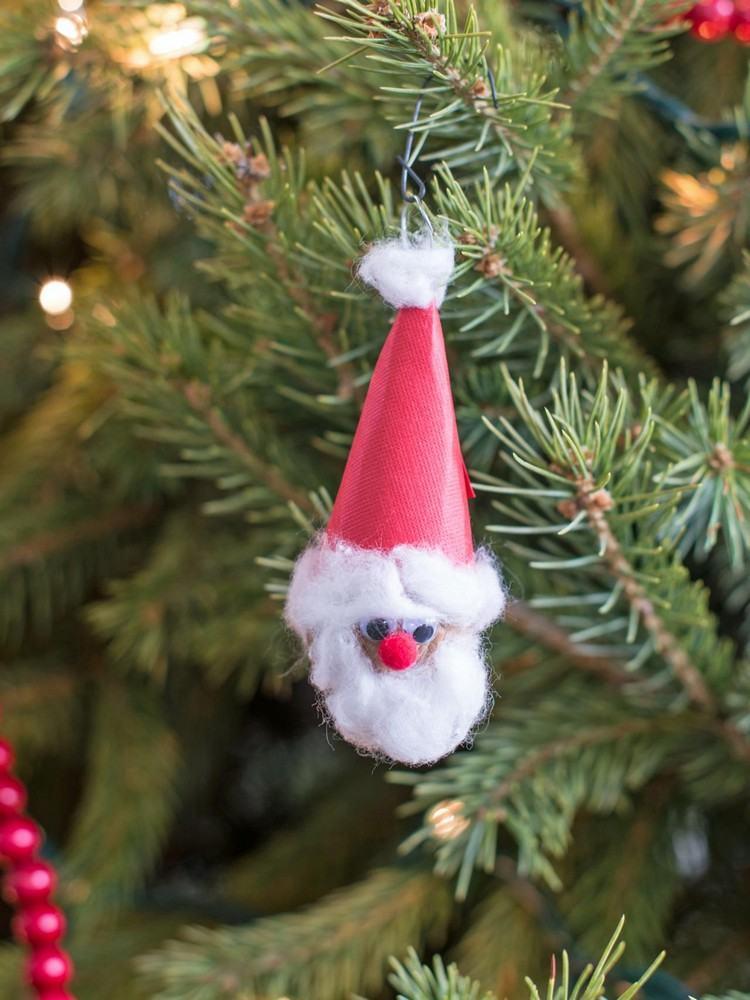 DIY Christmas walnut decorations ideas Santa Claus tree ornament
