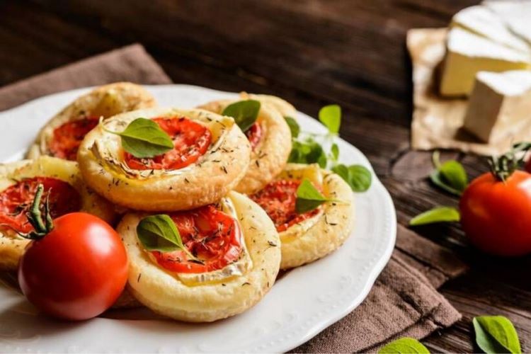 Puff Pastry mini pizza recipe quick finger food appetizer ideas