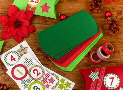 Washi-tape-Christmas-decoration-ideas-fun-and-easy-DIY-ornaments