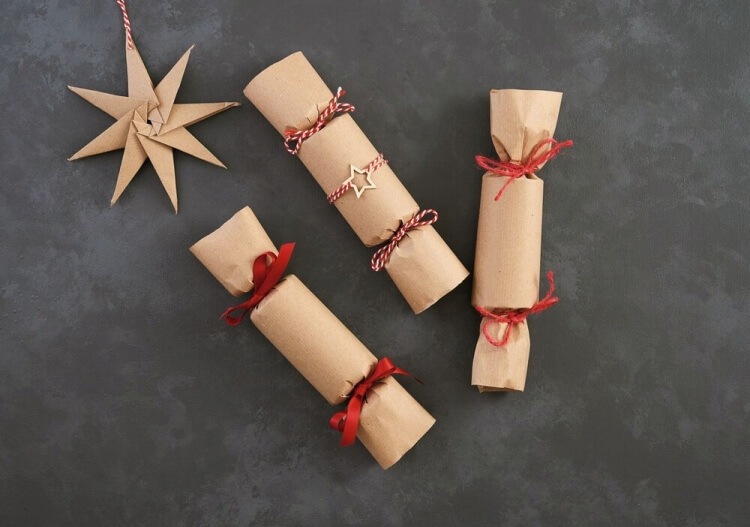 eco friendly brown paper Christmas crackers