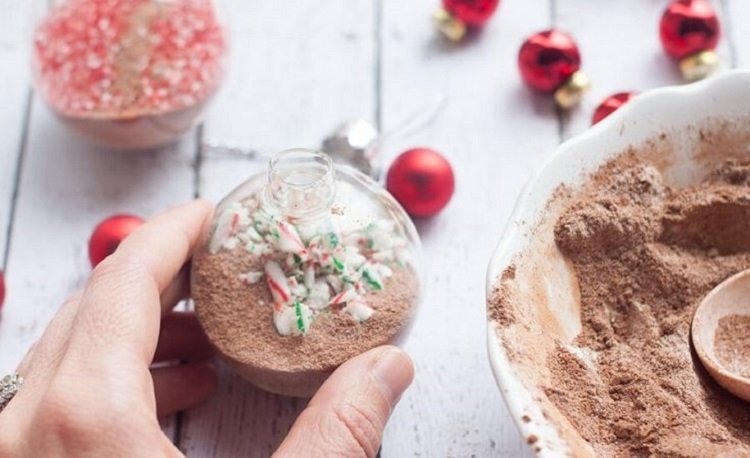 how to make a hot chocolate christmas ornament