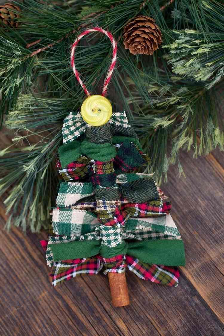last minute homemade Christmas ornaments old fabric tree