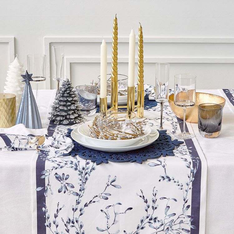 stylish New Years eve table decor ideas in gold and silver